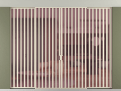 Алюминевая перегородка vn2+2_06_ Алюминий бежево-серый Сатинированное розовое стекло, триплекс, 6мм. Цвет Алюминий бежево-серый. Материал Алюминий в эмали. Коллекция Перегородка Formato внутри проёма четырёхстворчатая со скрытым креплением в потолок. Картинка.