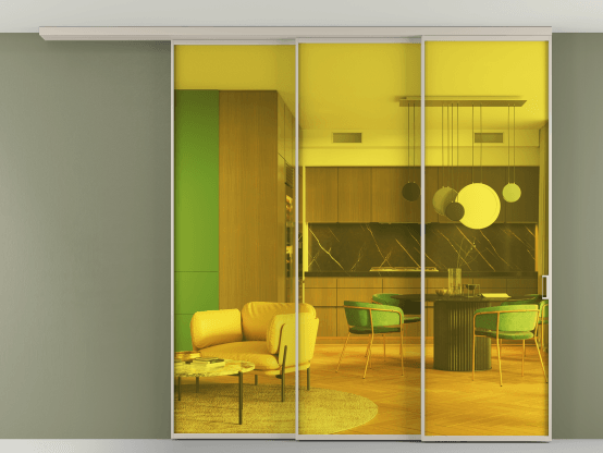 Алюминевая перегородка АЛПР 040.01_АСБЖ_ПРОЗ ЖЕЛ_new. Цвет Алюминий светло-бежевый. Материал Алюминий в эмали. Коллекция Перегородка Formato вдоль стены на потолок 3 створки с синхронным механизмом. Картинка.